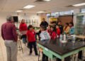 Acerca UT de la Tarahumara la tecnología y conocimiento científico a estudiantes de primaria