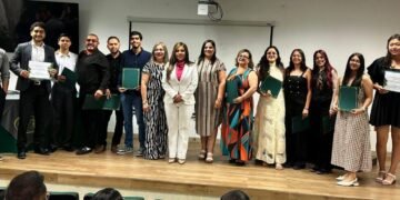 Concluye generación del Diplomado de Inglés de la UTP en colaboración con la Universidad de Cambridge