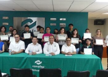Alcanza Conalep la meta de 4 mil certificaciones en inteligencia artificial