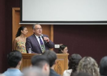 16 estudiantes Universitarios cursarán doble grado en Francia y Estados Unidos