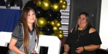 Se gradúan 264 estudiantes de la Secundaria Federal 20 en Loma Blanca