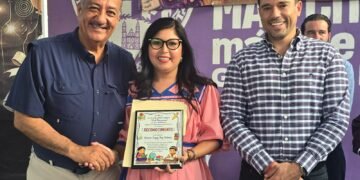 Encabezan autoridades ceremonia de fin de cursos en escuelas del asentamiento El Oasis