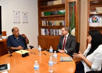 Conoce titular de la SEyD avances del diplomado en habilidades giobales para docentes