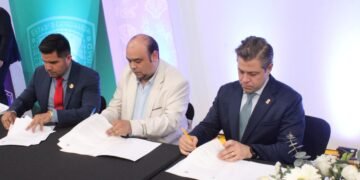 Impulsan Cobach y municipio de Ahumada acceso a la educación media superior