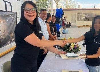 Certifica CEDEX de reciente creación a 32 estudiantes en primaria o secundaria