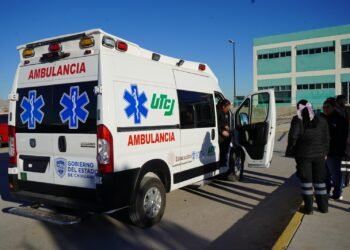 Brinda ambulancia de la UTCJ atención de emergencias a la comunidad