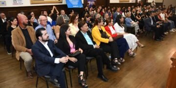 Entregan Acuerdos de Incorporación y RVOE a planteles particulares