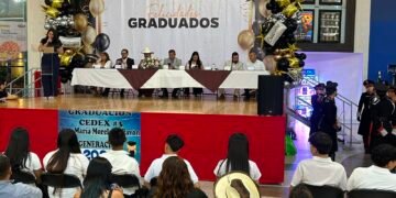 Concluyen estudios de primaria y secundaria mil 470 juarenses en centros de educación extraescolar