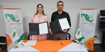 Estudiantes del Cecytech se certificarán en inglés con Cambridge, elevarán jóvenes nivel