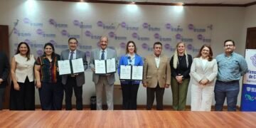 Firman convenio SEyD y Cecytech para simplificar el registro de títulos técnicos