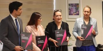 Recibe consejera presidenta del INE Guadalupe Taddei anteproyecto de presupuesto 2027