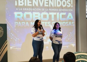 Impulsa la UTPN la robótica infantil en el norponiente de Ciudad Juárez, terminan curso 22 estudiantes