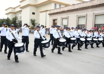 Convocan a instituciones y organizaciones a participar en el desfile cívico militar del 16 de septiembre