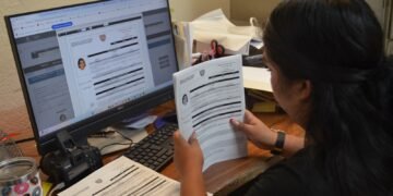Exhortan a colegios a realizar registro oficial en la Dirección Estatal de Profesiones