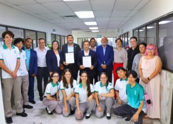 Da la bienvenida Cobach a estudiantes de intercambio de cinco países
