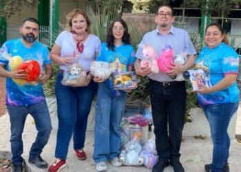 Inspira alumna del Cobach con red de apoyo para pacientes oncológicos