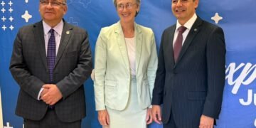 Se reúne rector Luis Rivera con directivos de UTEP, en nuevo capítulo de hermandad