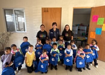 Lupita Borruel lleva apoyo escolar a más de 100 estudiantes del sur de Chihuahua