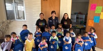 Lupita Borruel lleva apoyo escolar a más de 100 estudiantes del sur de Chihuahua