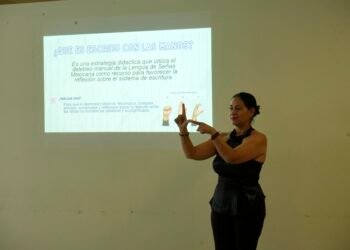 Arranca programa piloto de lengua de señas mexicana para fortalecer lectoescritura
