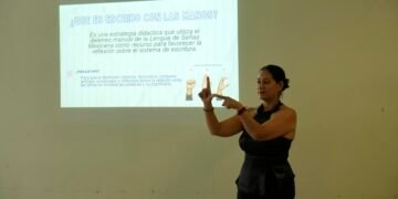 Arranca programa piloto de lengua de señas mexicana para fortalecer lectoescritura