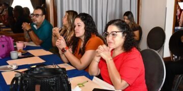 Se consolida red de padres de estudiantes con discapacidad y aptitudes sobresalientes