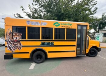 Conalep Chihuahua I suma autobús para visitas académicas y deportivas