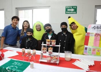 Inicia Cobach ciclo escolar 2026-2027 y celebra 53 años de historia con ceremonia especial