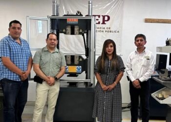 Fortalece UT Parral sus laboratorios con equipamiento especializado de vanguardia