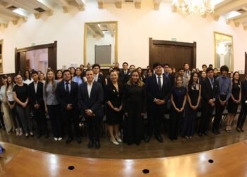 Estudiantes del Cobach asumen liderazgo de la III edición de COBACHMUN