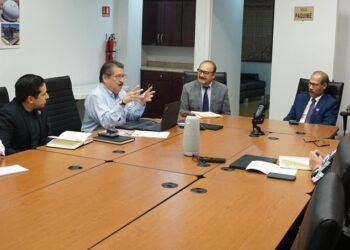 Establece UT Paso del Norte alianza con el banco para el desarrollo de américa del norte