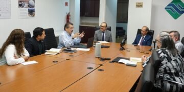Establece UT Paso del Norte alianza con el banco para el desarrollo de américa del norte