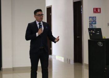 Participará docente de la UTCH en programa binacional de formación en semiconductores
