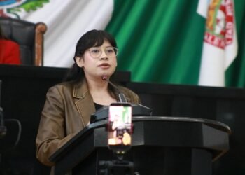 Jael Argüelles revienta nombramientos en la fiscalía y exhibe posibles delitos