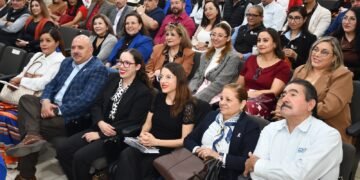 Analizan impacto de inteligencia artificial y su regulación en proceso educativo