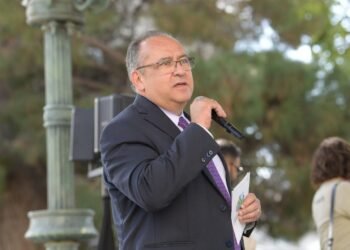 Promueve UACH la educación ambiental con feria en el Centro de Chihuahua