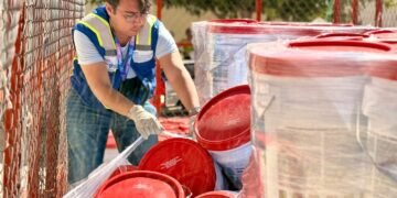 Realizan segunda entrega de materiales a escuelas afectadas por lluvias en Ciudad Juárez