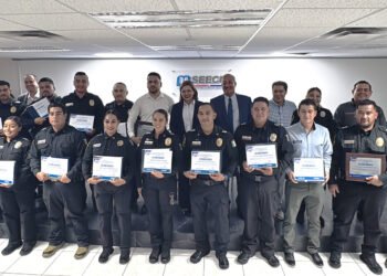Entregan reconocimientos a la policía municipal por resultados en seguridad escolar