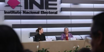 INE recibe estudio de ONU mujeres sobre violencia política al reconocer derecho al voto