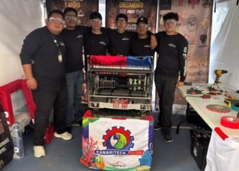Obtiene Cecytech primer lugar en torneo de robótica México all star offseason