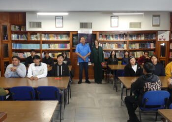 Enriquece Conalep acervo literario de sus clubes de lectura con obras internacionales